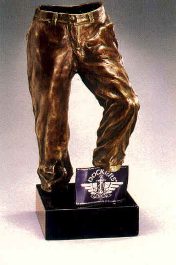 levis.jpg (131065 bytes)